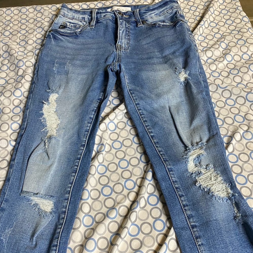 KanCan Distressed Blue Jeans